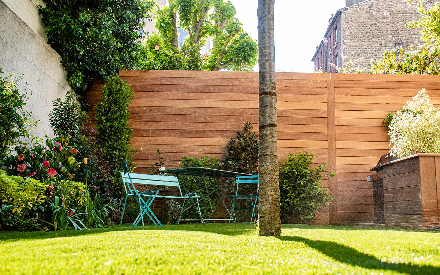 Création d'espaces fonctionnels dans un jardin d'appartement